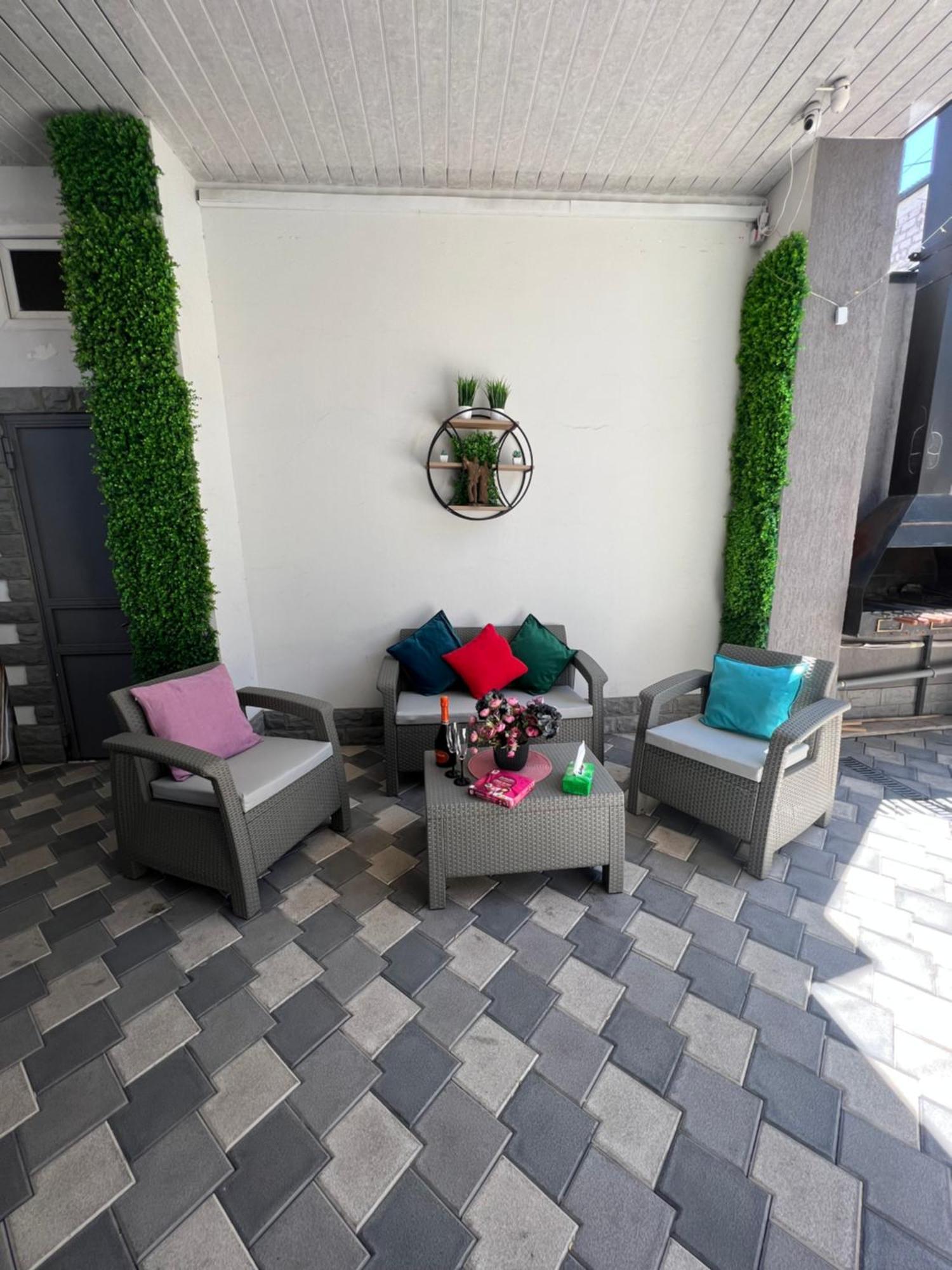 Cosy Apartment With Good Location Self Check In Erivan Exterior foto