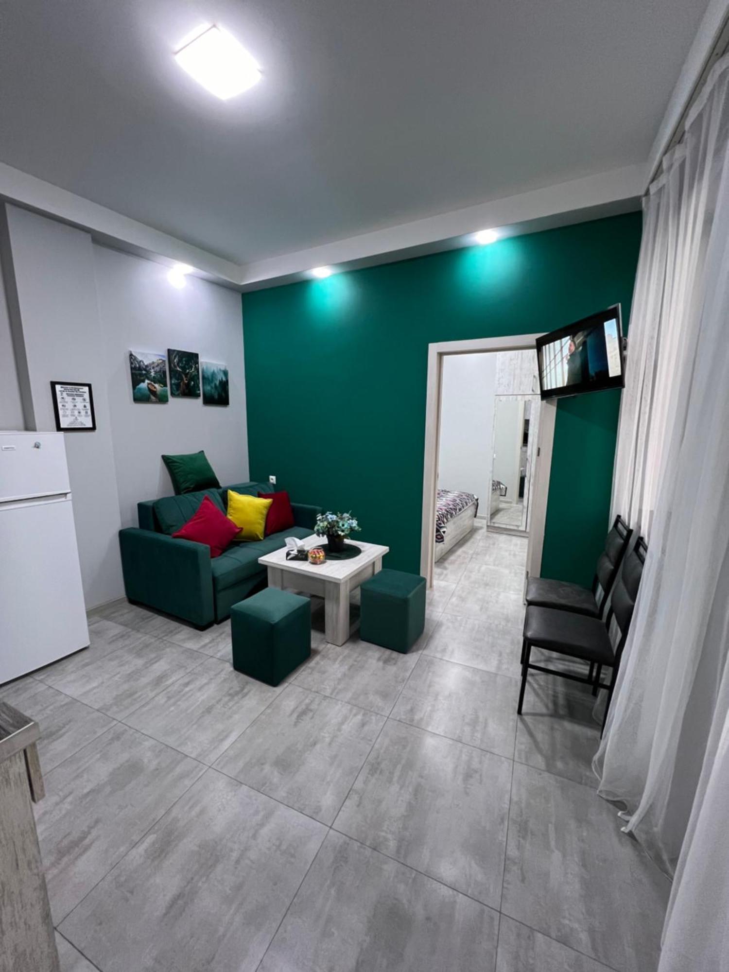 Cosy Apartment With Good Location Self Check In Erivan Exterior foto